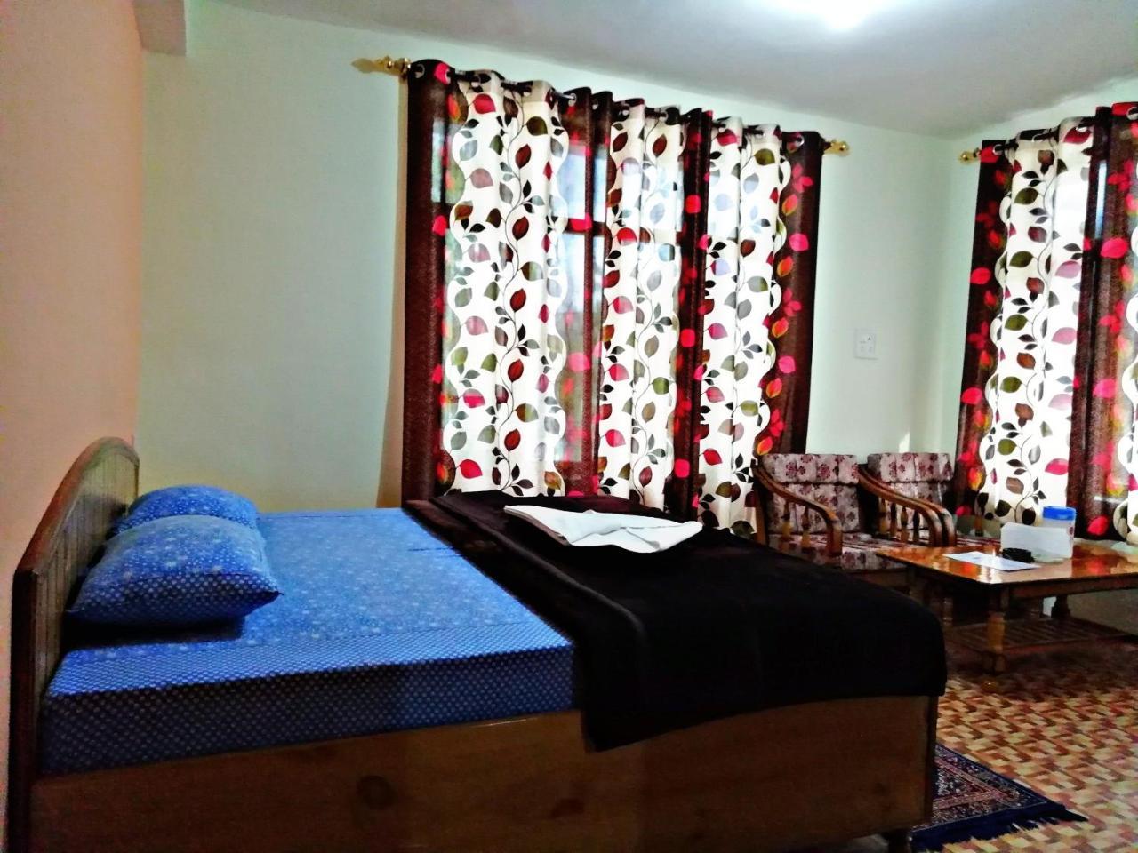 Kunga Hotel And Restaurant Manāli Exteriér fotografie